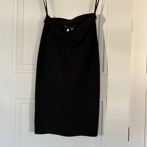 Pre Owned BCBG Max Azria Bandaged Pencil Skirt SZ S Excellent Condition